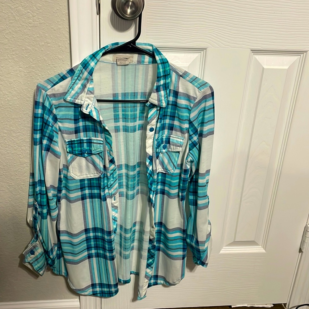 Women’s Button Up Shirt